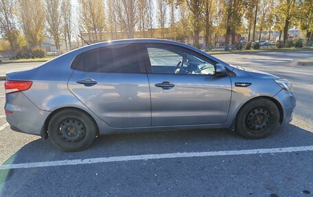 KIA Rio III рестайлинг, 2015 год, 720 000 рублей, 2 фотография