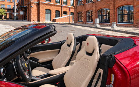 Ferrari Portofino, 2020 год, 19 000 000 рублей, 9 фотография