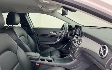Mercedes-Benz GLA, 2015 год, 2 190 000 рублей, 14 фотография