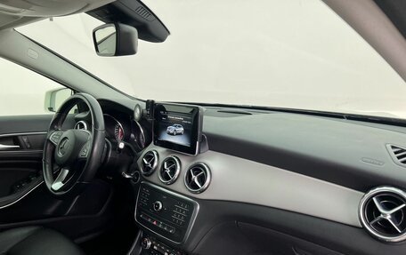 Mercedes-Benz GLA, 2015 год, 2 190 000 рублей, 15 фотография