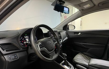 Hyundai Solaris II рестайлинг, 2021 год, 1 560 000 рублей, 10 фотография