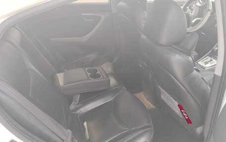 Hyundai Avante, 2012 год, 820 000 рублей, 5 фотография