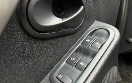 Renault Duster I рестайлинг, 2014 год, 970 000 рублей, 14 фотография
