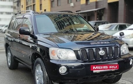 Toyota Kluger I, 2002 год, 900 000 рублей, 3 фотография