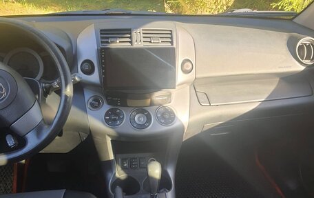 Toyota RAV4, 2006 год, 940 000 рублей, 9 фотография
