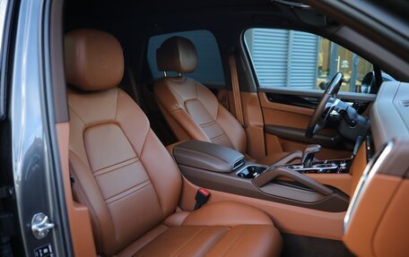 Porsche Cayenne III, 2020 год, 8 690 000 рублей, 14 фотография