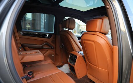 Porsche Cayenne III, 2020 год, 8 690 000 рублей, 28 фотография