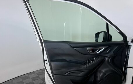 Subaru Forester, 2018 год, 2 640 000 рублей, 11 фотография