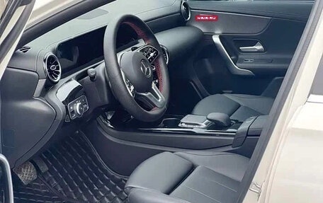 Mercedes-Benz A-Класс, 2022 год, 2 145 000 рублей, 10 фотография