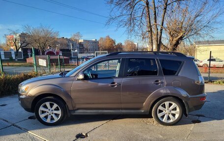 Mitsubishi Outlander III рестайлинг 3, 2011 год, 1 500 000 рублей, 3 фотография