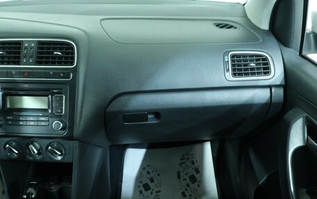 Volkswagen Polo VI (EU Market), 2011 год, 549 000 рублей, 18 фотография