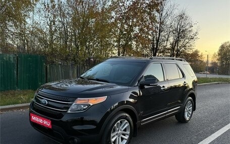 Ford Explorer V рестайлинг, 2013 год, 1 780 000 рублей, 1 фотография