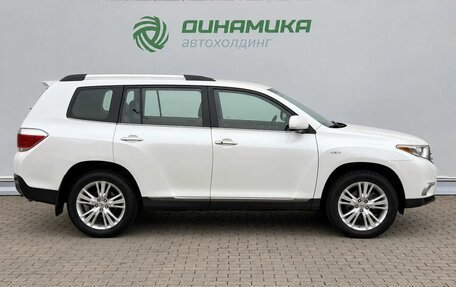Toyota Highlander III, 2010 год, 1 690 000 рублей, 4 фотография