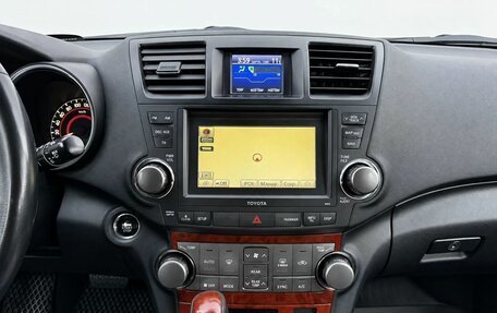 Toyota Highlander III, 2010 год, 1 690 000 рублей, 14 фотография