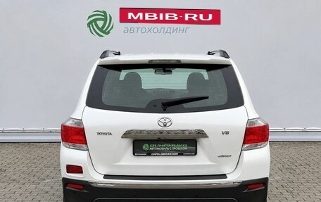 Toyota Highlander III, 2010 год, 1 690 000 рублей, 6 фотография