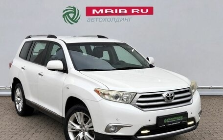 Toyota Highlander III, 2010 год, 1 690 000 рублей, 3 фотография