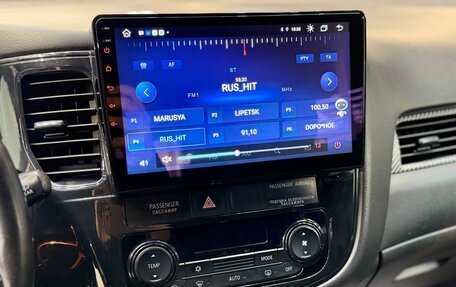 Mitsubishi Outlander III рестайлинг 3, 2017 год, 1 690 000 рублей, 20 фотография