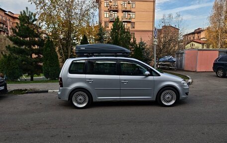 Volkswagen Touran III, 2008 год, 790 000 рублей, 6 фотография
