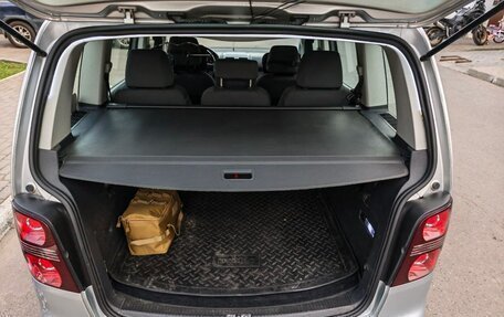 Volkswagen Touran III, 2008 год, 790 000 рублей, 23 фотография