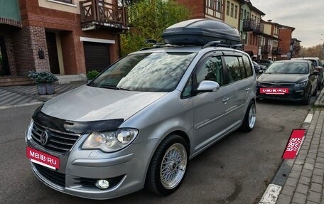 Volkswagen Touran III, 2008 год, 790 000 рублей, 10 фотография