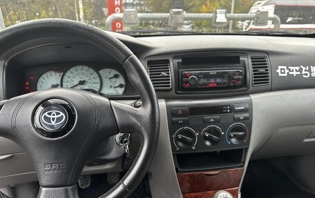Toyota Corolla, 2002 год, 570 000 рублей, 4 фотография