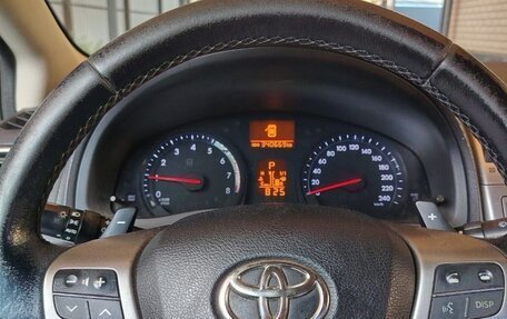 Toyota Avensis III рестайлинг, 2012 год, 899 999 рублей, 2 фотография