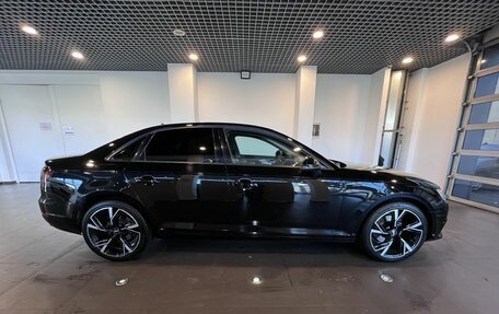 Audi A4, 2017 год, 1 988 000 рублей, 2 фотография