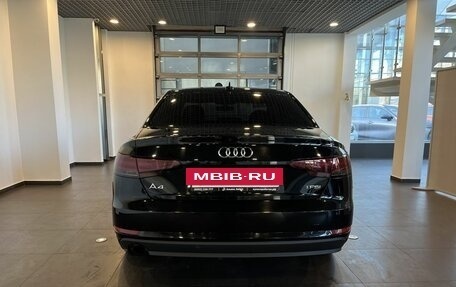 Audi A4, 2017 год, 1 988 000 рублей, 4 фотография