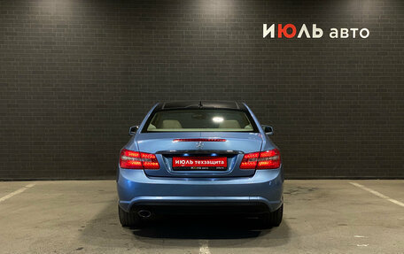 Mercedes-Benz E-Класс, 2012 год, 1 400 000 рублей, 3 фотография
