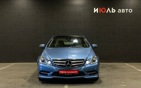Mercedes-Benz E-Класс, 2012 год, 1 400 000 рублей, 2 фотография