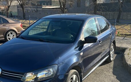 Volkswagen Polo VI (EU Market), 2013 год, 705 000 рублей, 2 фотография