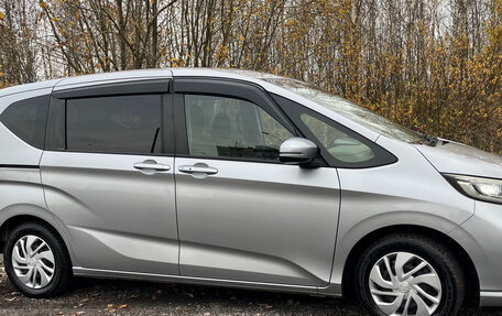 Honda Freed II, 2020 год, 1 700 000 рублей, 4 фотография