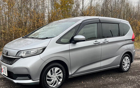 Honda Freed II, 2020 год, 1 700 000 рублей, 3 фотография