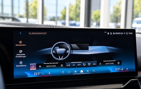 BMW 5 серия, 2025 год, 9 790 000 рублей, 14 фотография