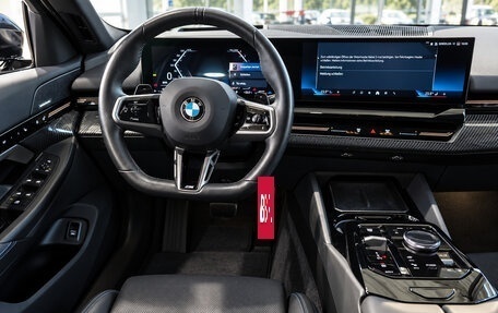 BMW 5 серия, 2025 год, 9 790 000 рублей, 12 фотография