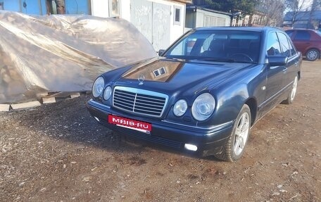 Mercedes-Benz E-Класс, 1996 год, 370 000 рублей, 4 фотография