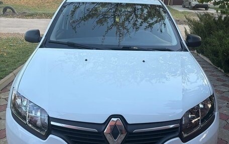 Renault Logan II, 2017 год, 670 000 рублей, 5 фотография