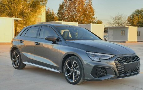 Audi A3, 2023 год, 2 350 000 рублей, 2 фотография