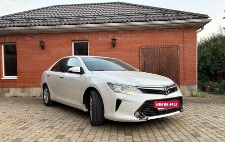 Toyota Camry, 2016 год, 3 150 000 рублей, 2 фотография