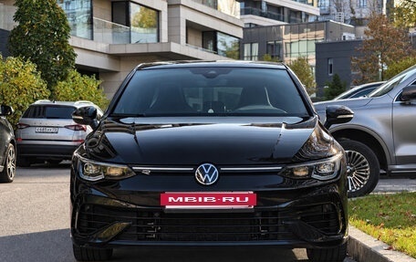 Volkswagen Golf R, 2022 год, 4 700 000 рублей, 2 фотография