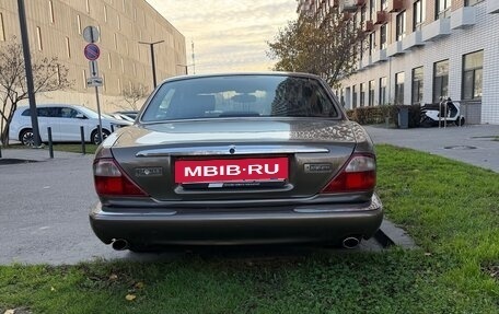 Jaguar XJ III (X350), 2000 год, 1 900 000 рублей, 9 фотография