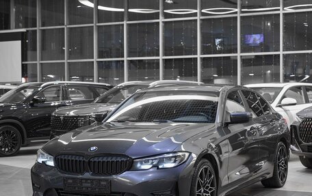 BMW 3 серия, 2019 год, 2 899 000 рублей, 3 фотография