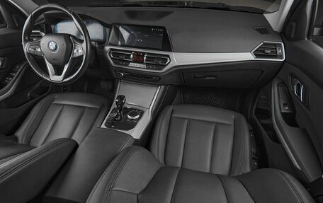 BMW 3 серия, 2019 год, 2 899 000 рублей, 9 фотография