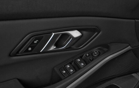 BMW 3 серия, 2019 год, 2 899 000 рублей, 13 фотография