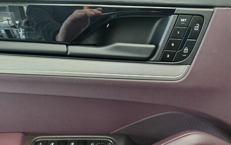Porsche Cayenne III, 2024 год, 14 990 000 рублей, 8 фотография
