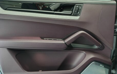 Porsche Cayenne III, 2024 год, 14 990 000 рублей, 7 фотография