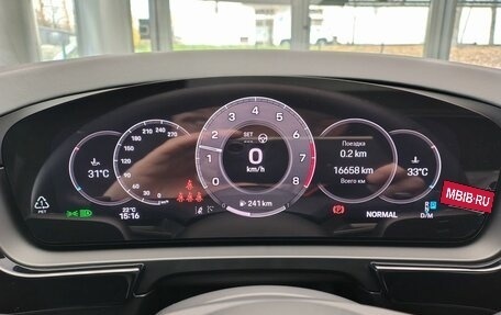 Porsche Cayenne III, 2024 год, 14 990 000 рублей, 15 фотография