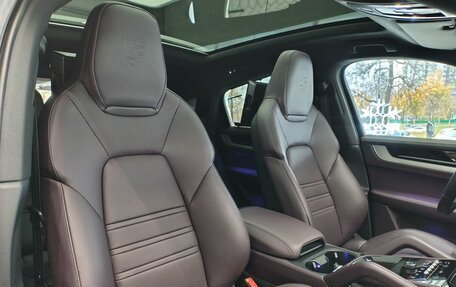Porsche Cayenne III, 2024 год, 14 990 000 рублей, 27 фотография