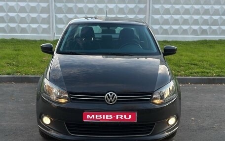 Volkswagen Polo VI (EU Market), 2013 год, 750 000 рублей, 1 фотография