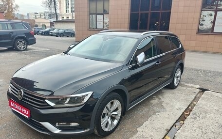 Volkswagen Passat B8 рестайлинг, 2019 год, 2 990 000 рублей, 1 фотография